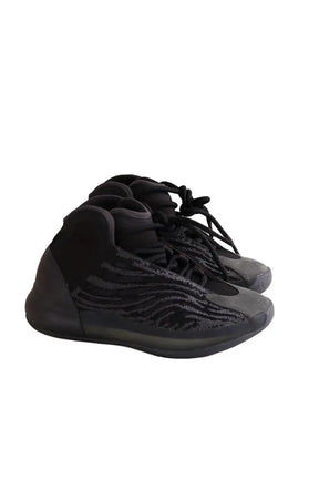 Baskets Yeezy Noir en Plastique