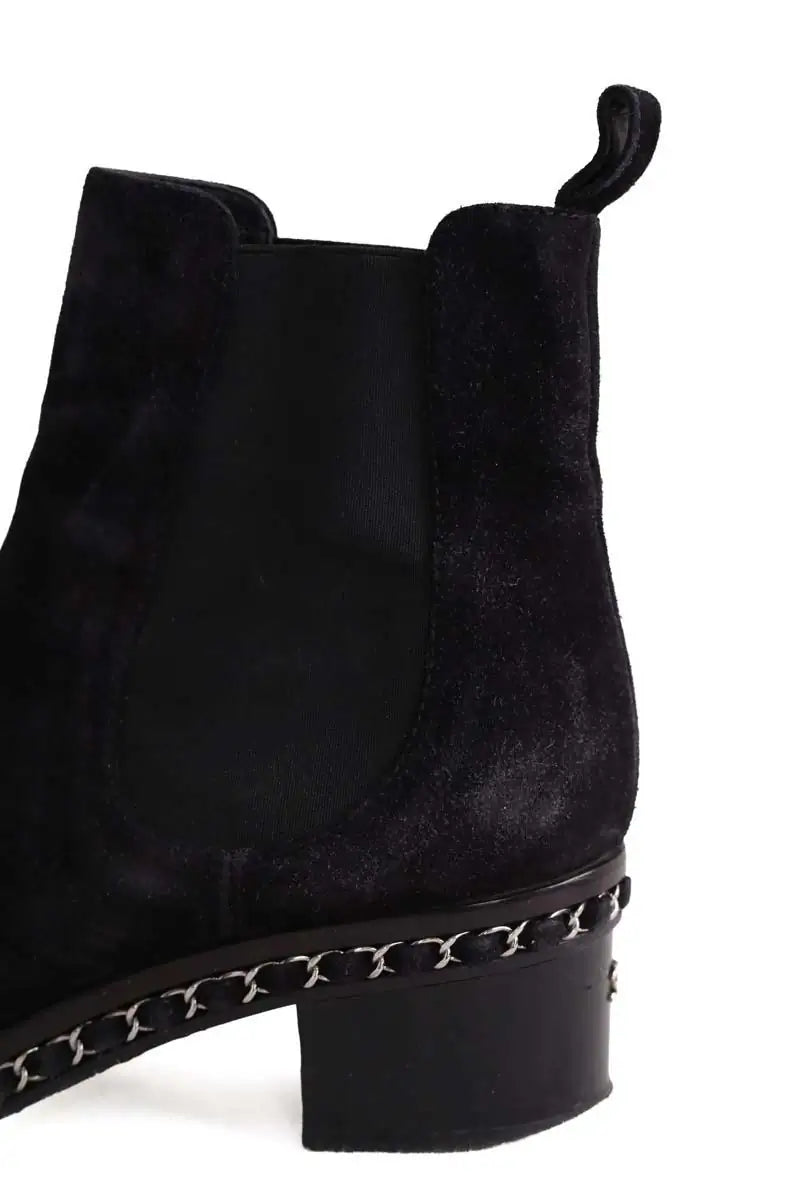 Boots à boucles Chanel Noir en Daim