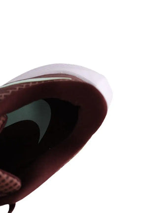 Baskets Nike Bordeaux en Tissu