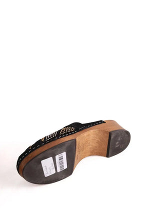 Sabots Saint Laurent Studded accents slides Noir en Daim