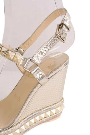 Talons Christian Louboutin Doré en Cuir