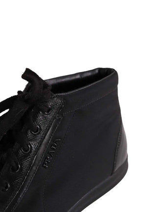 Baskets Prada Noir en Tissu