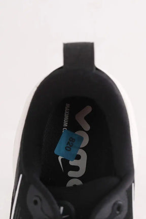 Baskets basses Nike Noir en Tissu