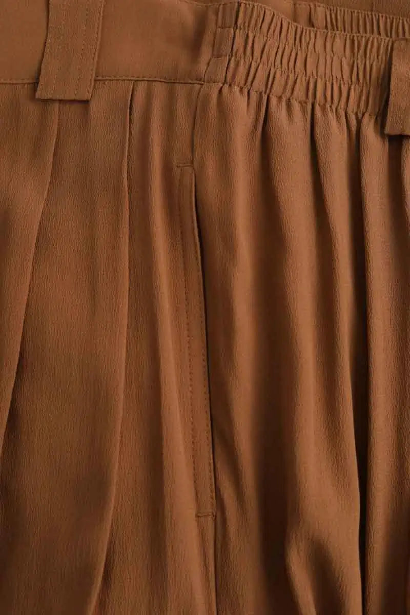 Pantalon droit Momoni Camel en Synthétique