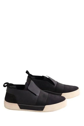 Baskets basses Givenchy Noir en Tissu