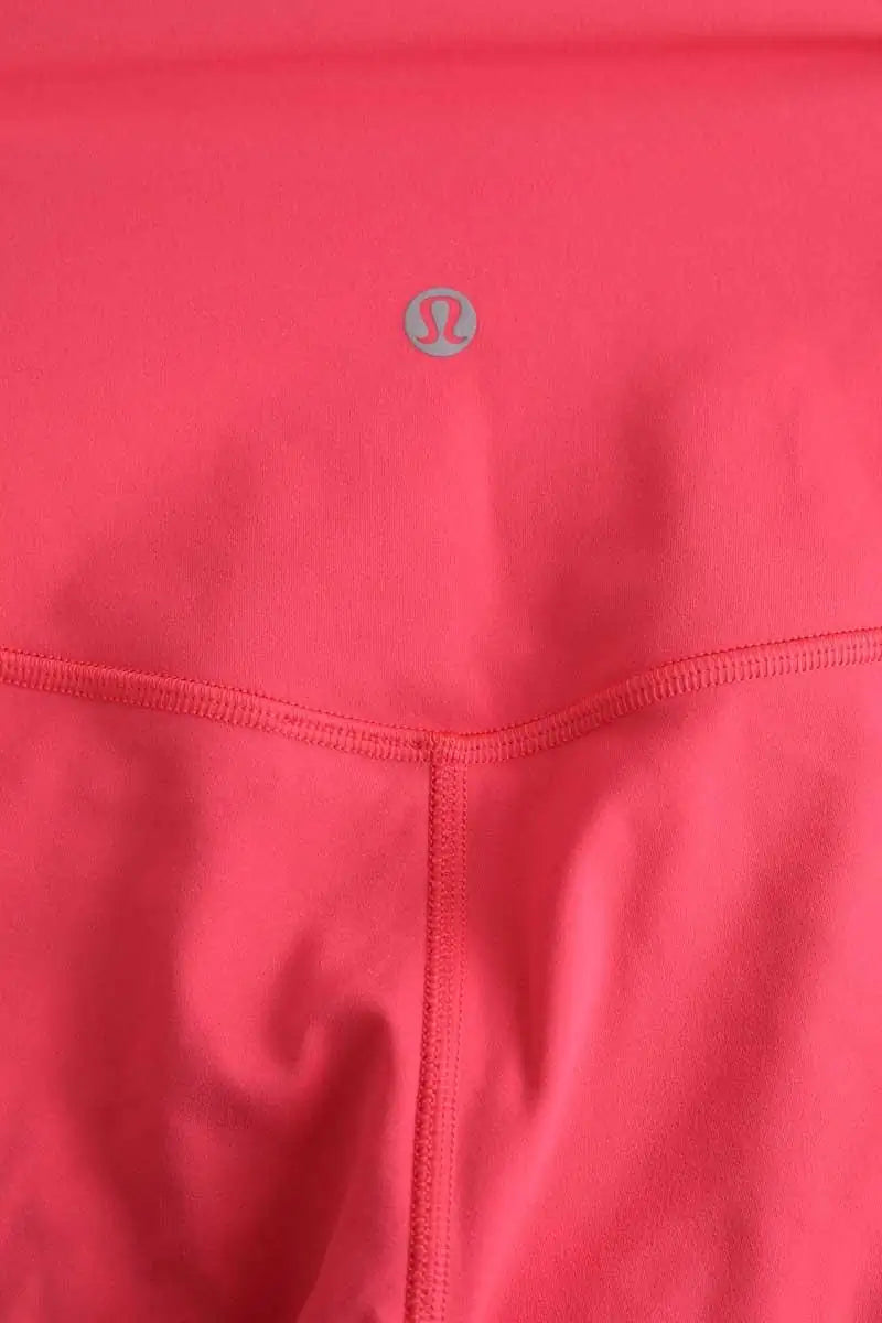 Top et short de sport Lululemon Rose en Synthétique