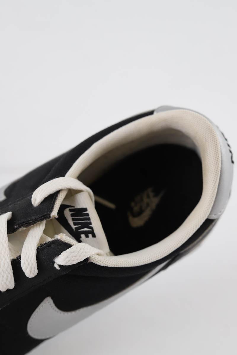 Baskets Nike  Noir