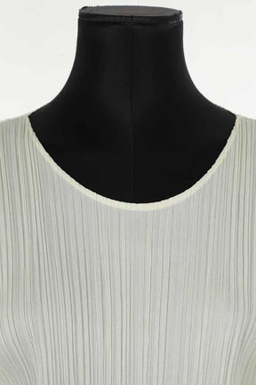 Top Pleats Please  Blanc