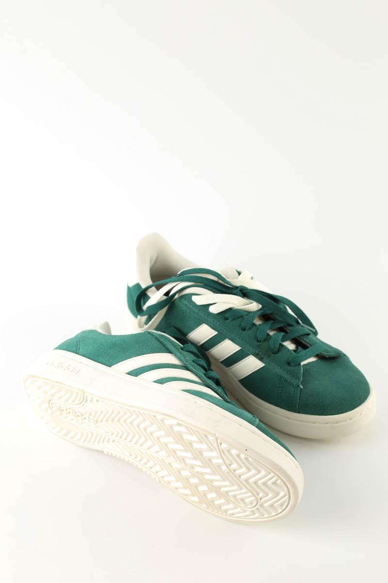 Baskets Adidas  Vert