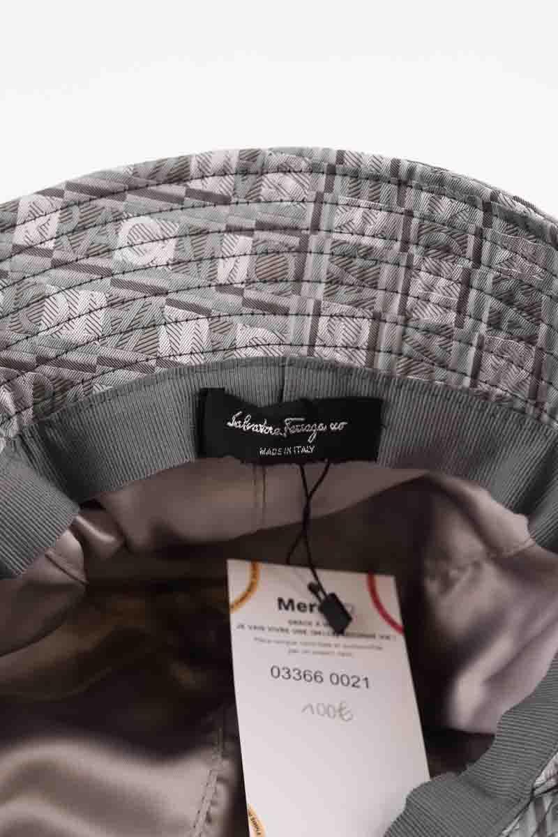 Autres Salvatore Ferragamo  Gris