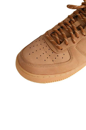 Baskets basses Nike Camel en Cuir