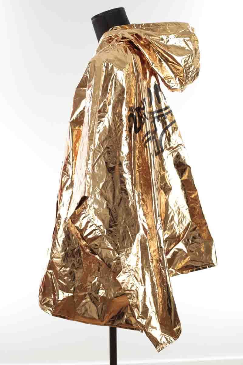 Ponchos Louis Vuitton  Doré