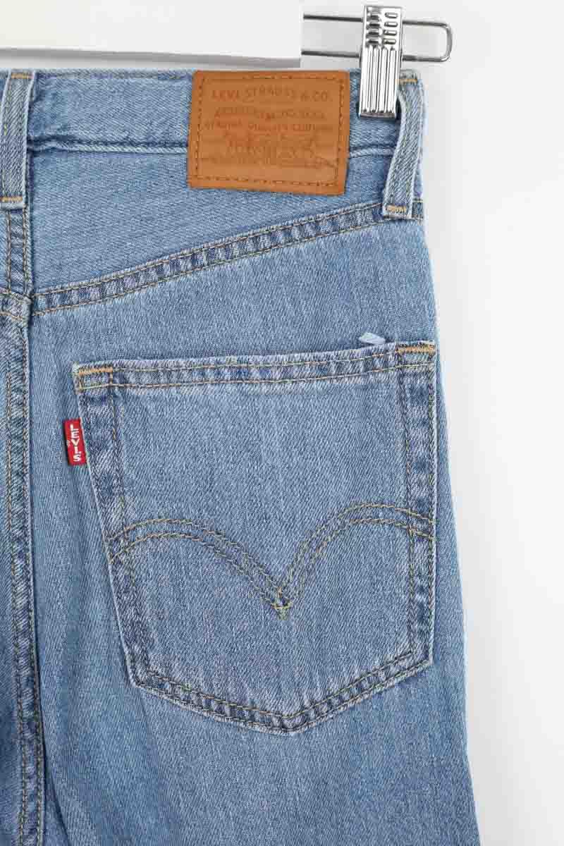 Large Levi's  Bleu