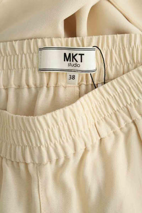 Droit Mkt Studio  Beige
