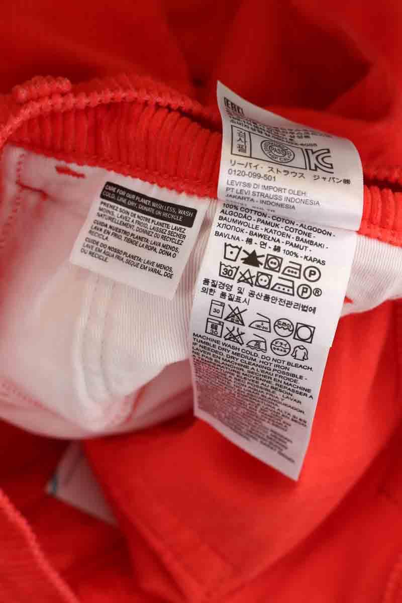Droit Levi's  Rouge