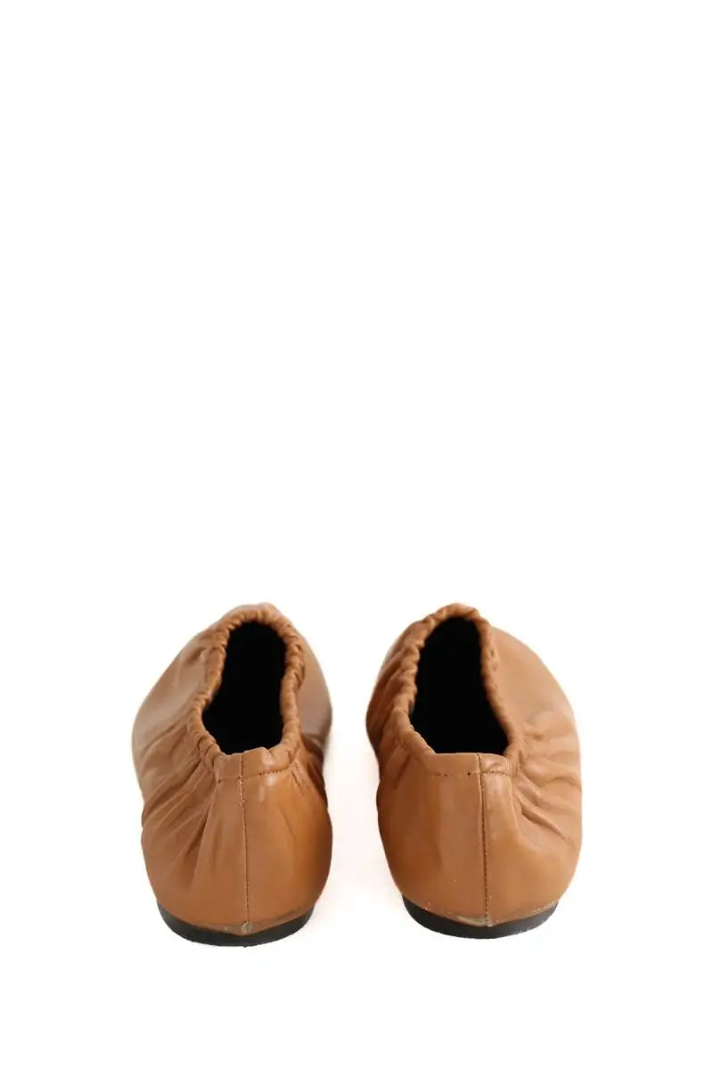 Ballerines APC Slip On Swan Camel en Cuir