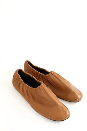 Ballerines APC Slip On Swan Camel en Cuir