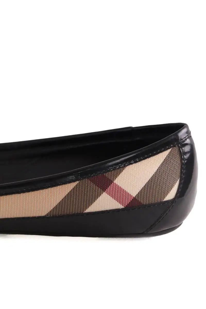 Ballerines Burberry Beige en Cuir