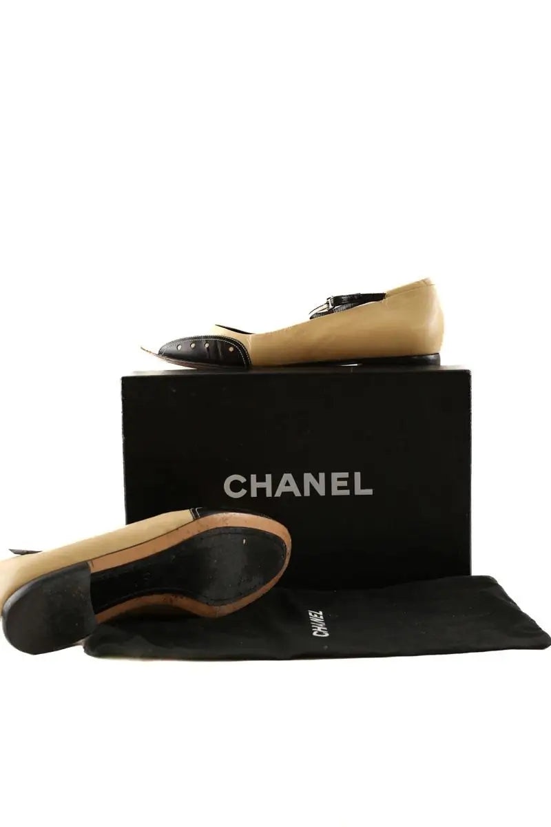 Ballerines Chanel Beige en Cuir