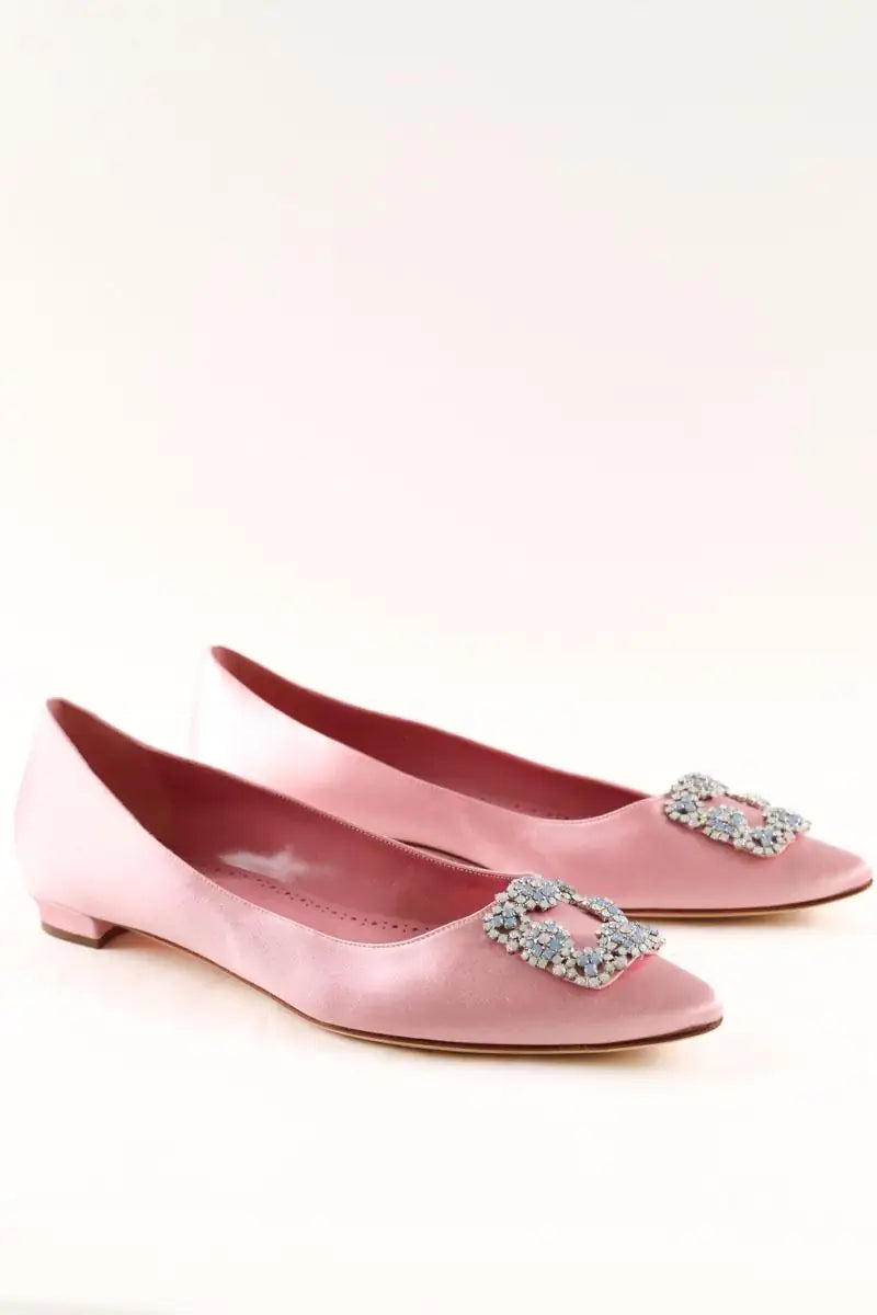 Ballerines Manolo Blahnik Satin jewel buckle Rose en Tissu