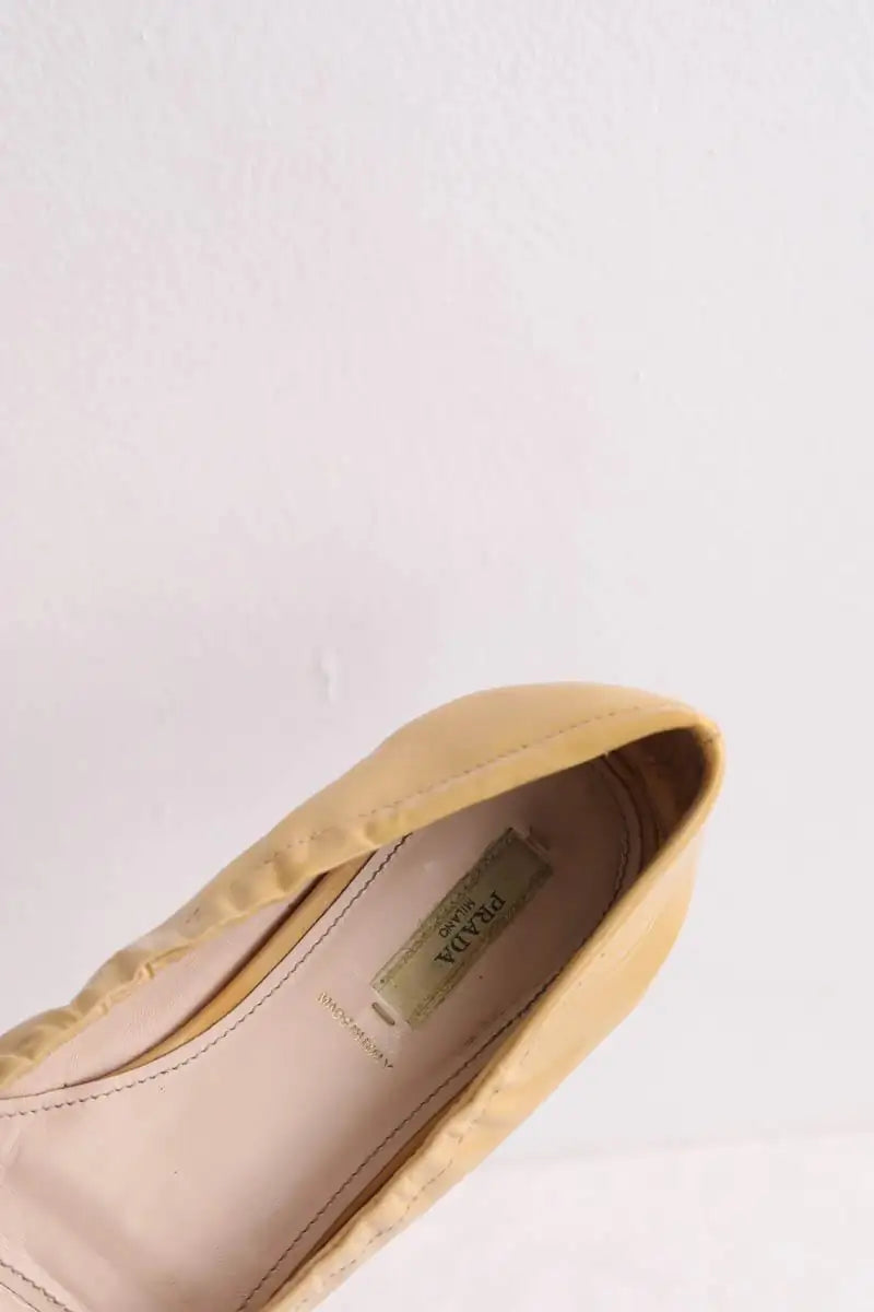 Ballerines Prada Beige en Cuir