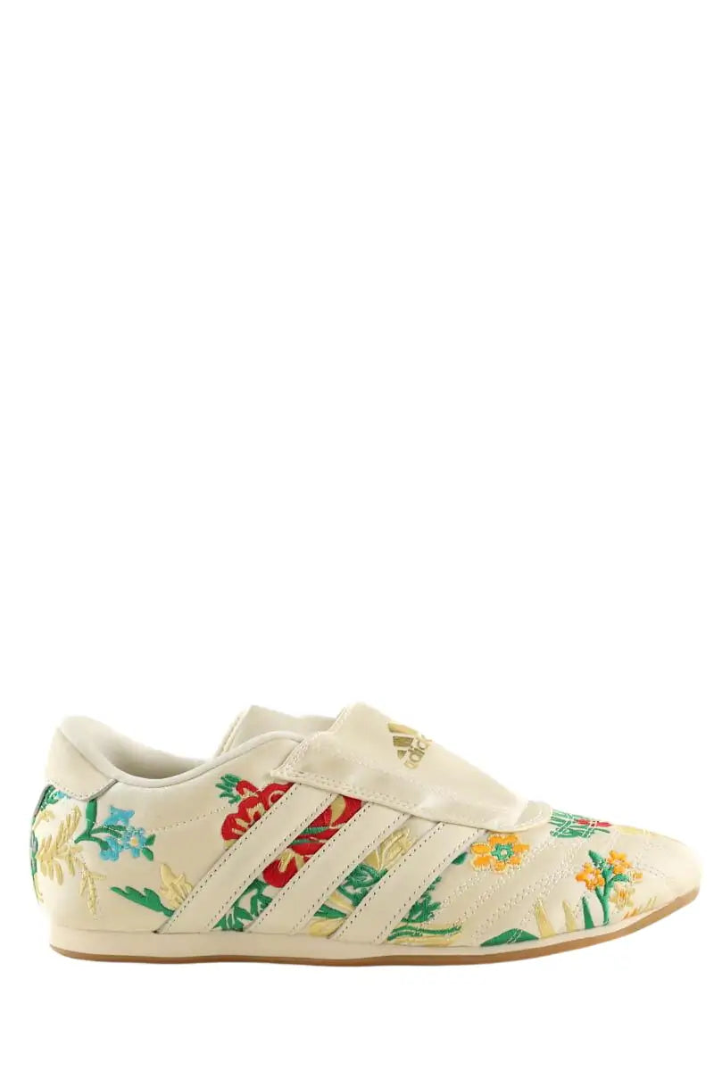 Baskets Adidas Beige en Tissu, taille 42 - Seconde Main