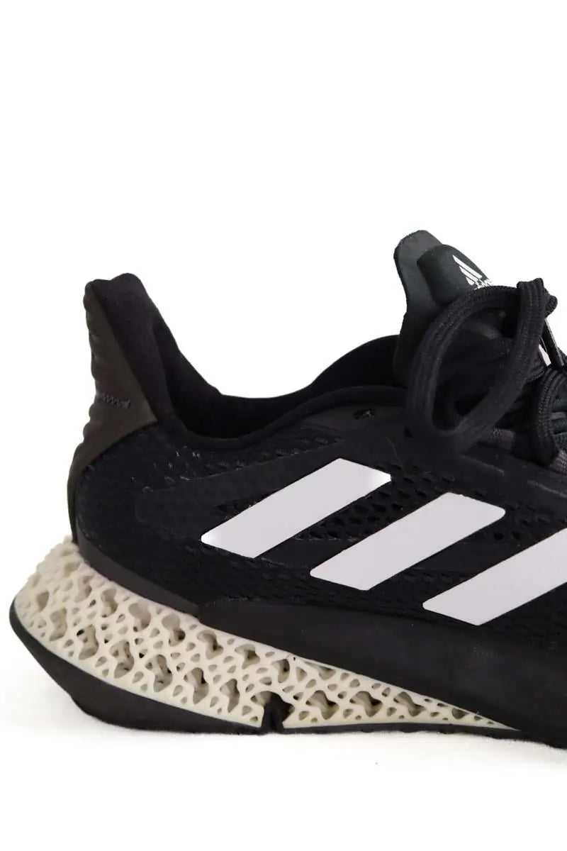 Baskets Adidas Noir en Tissu