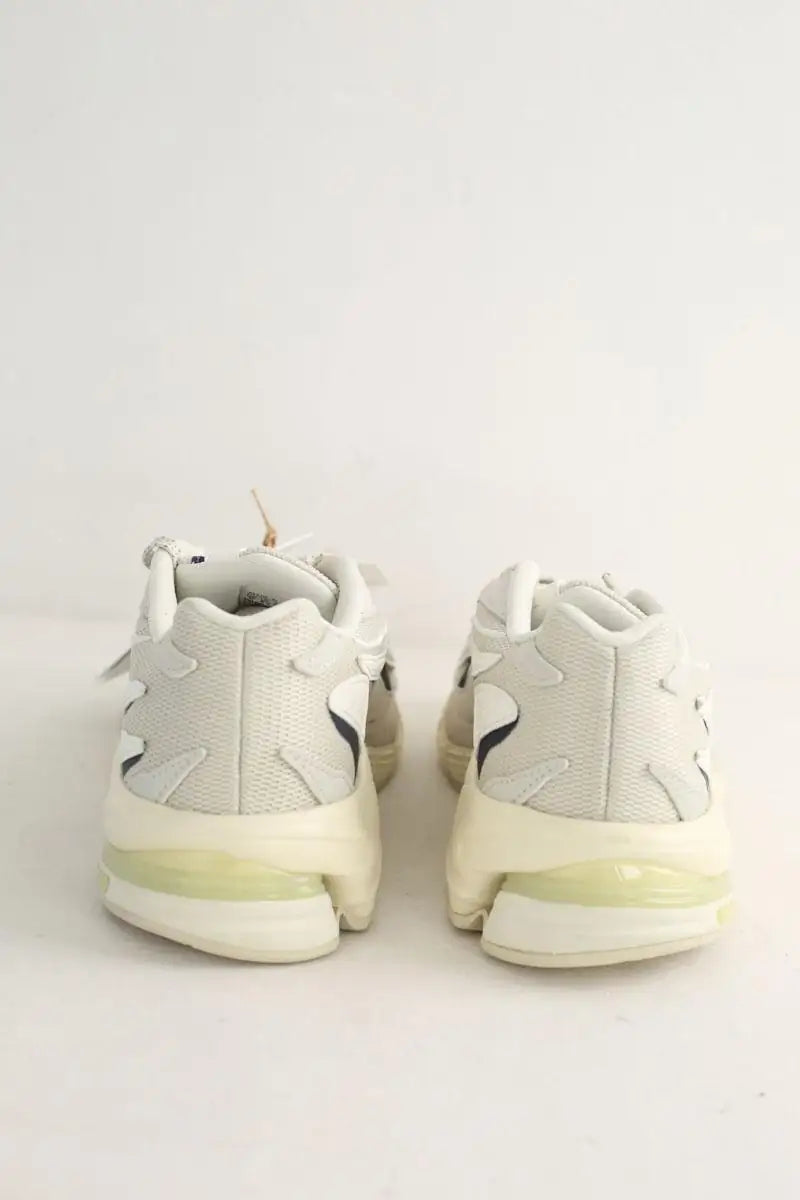 Baskets Adidas Orketro Gris en Cuir
