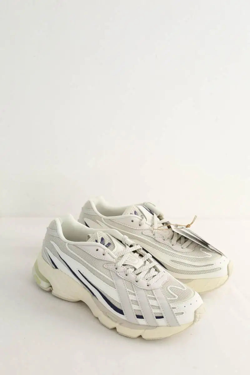 Baskets Adidas Orketro Gris en Cuir