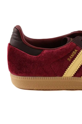 Baskets Adidas Samba Bordeaux en Velours