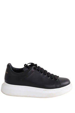 Baskets Alexander McQueen Oversized Sneakers  Noir en Cuir, taille 37 - Seconde Main