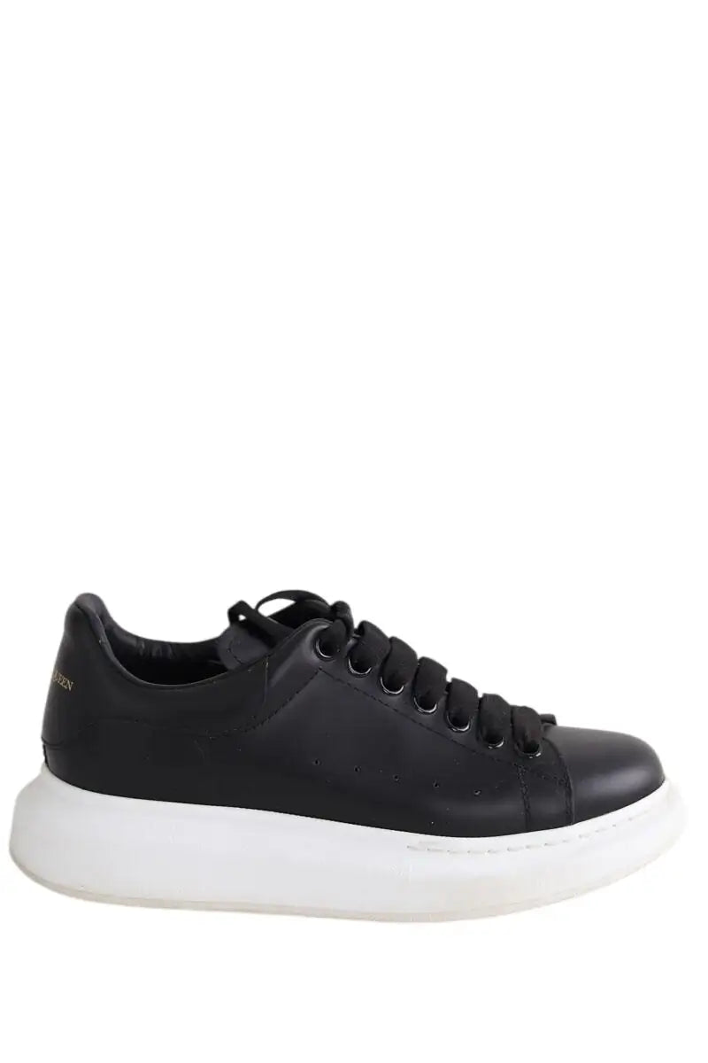 Baskets Alexander McQueen Oversized Sneakers  Noir en Cuir, taille 37 - Seconde Main