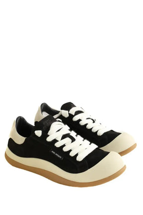 Baskets basses Axel Arigato Squish Noir en Daim