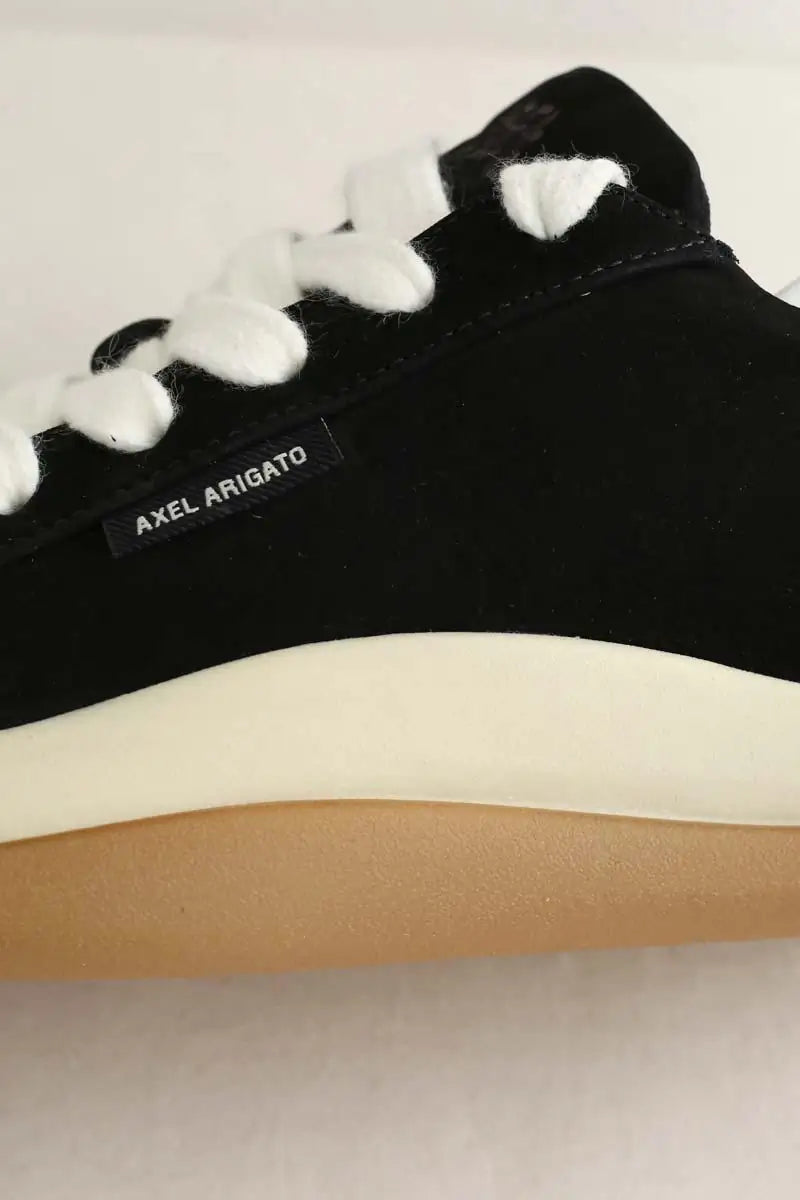 Baskets basses Axel Arigato Squish Noir en Daim