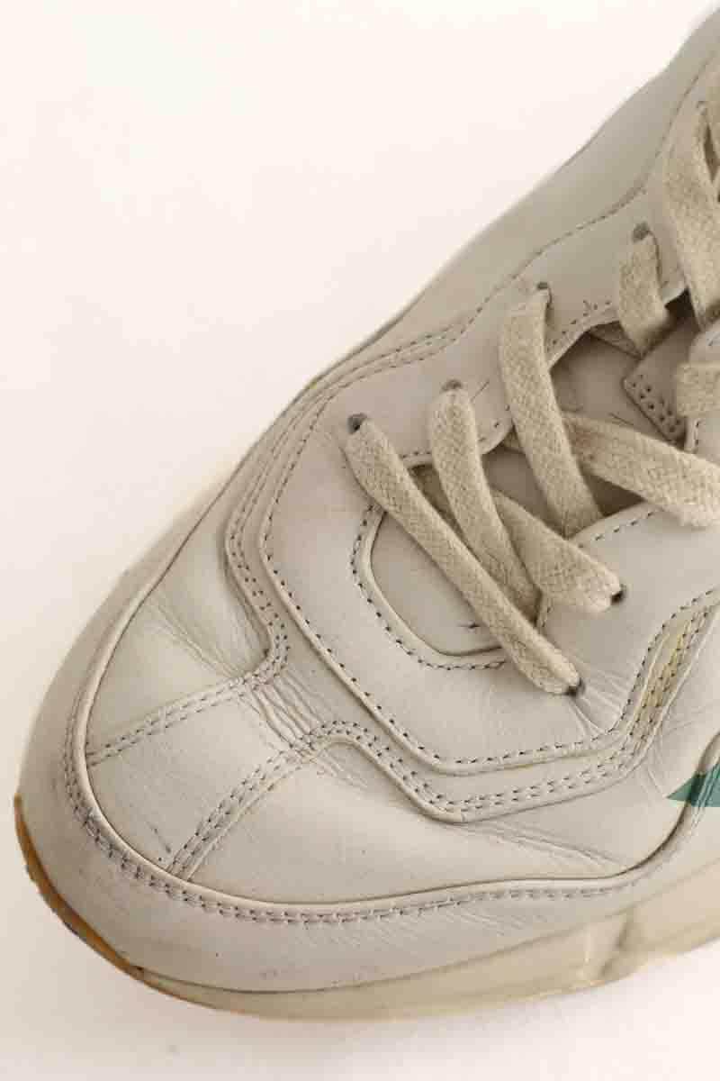 Baskets basses Gucci Beige en Cuir