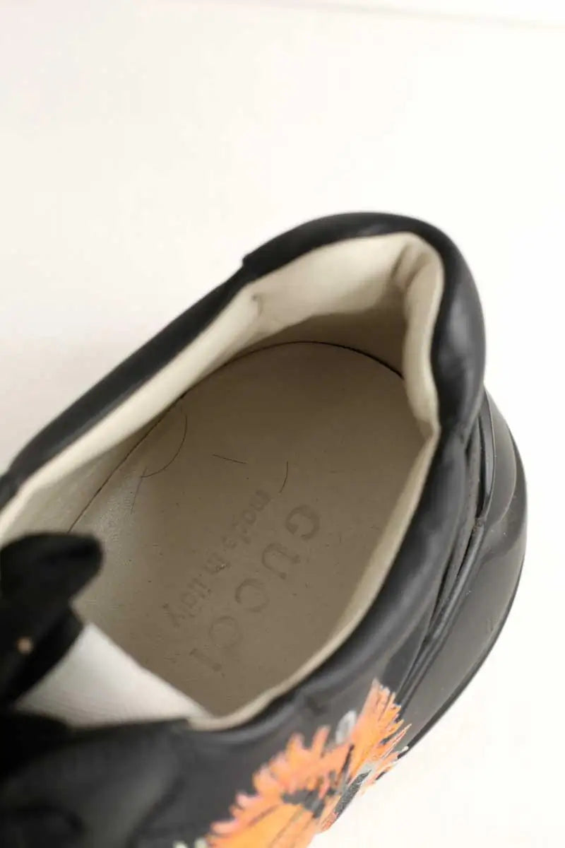 Baskets basses Gucci Noir en Cuir