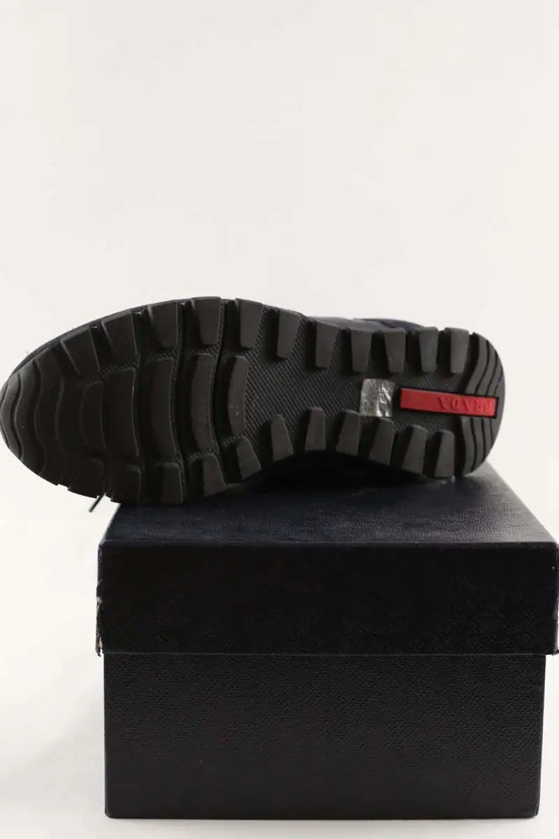 Baskets basses Prada Noir en Tissu