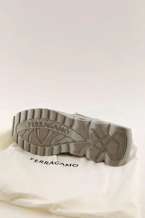 Baskets basses Salvatore Ferragamo Argent en Tissu