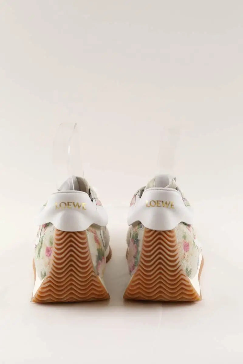 Baskets Loewe Flow runner Ecru en Daim