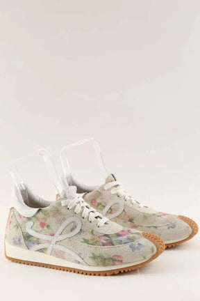 Baskets Loewe Flow runner Ecru en Daim