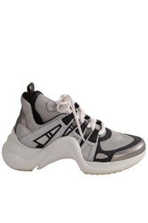 Baskets Louis Vuitton Blanc en Cuir, taille 40 - Seconde Main