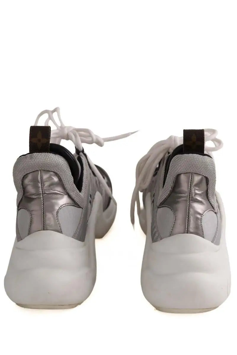 Baskets Louis Vuitton Blanc en Cuir