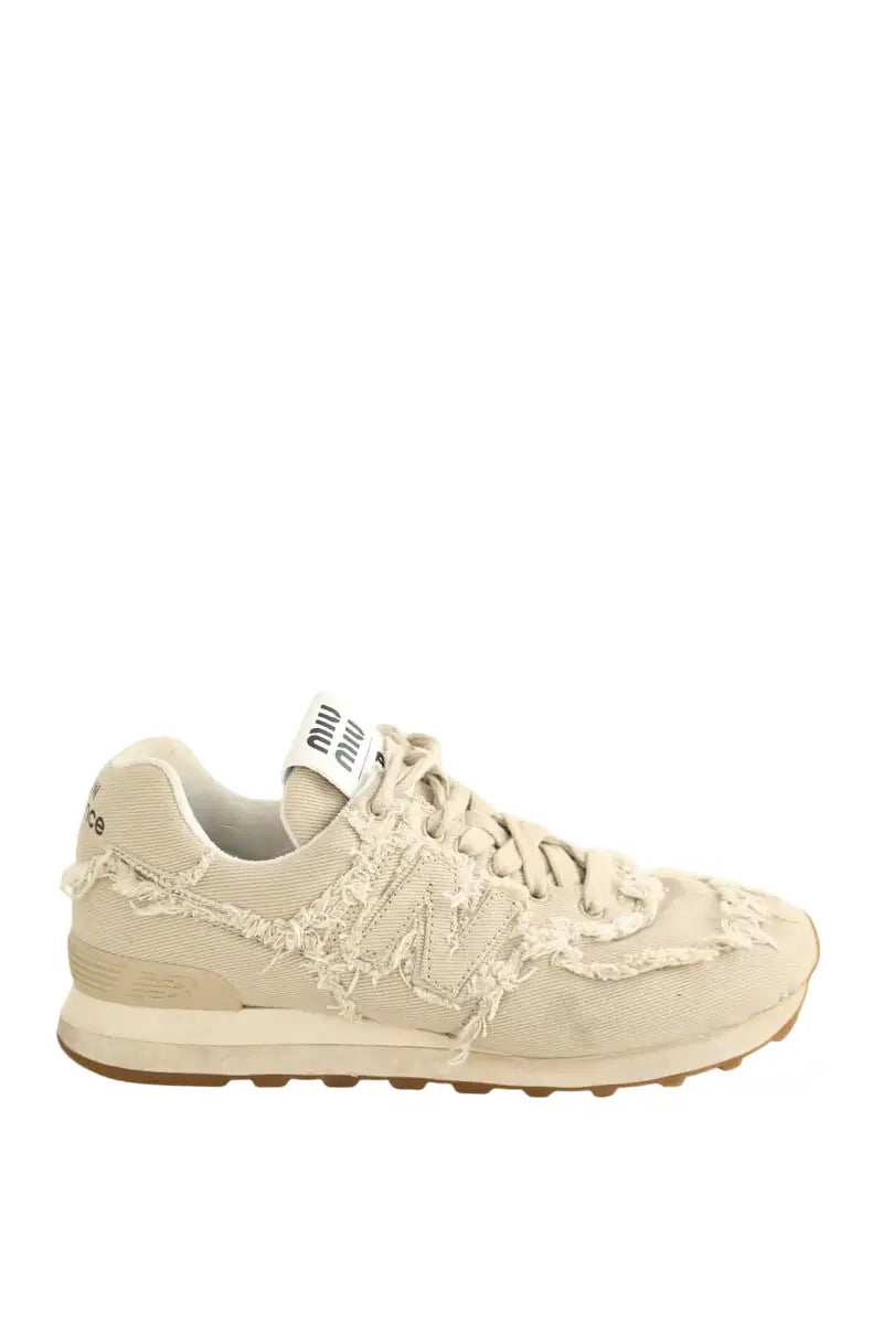 Baskets Miu Miu Miu Miu X New Balance 574 Beige en Tissu, taille 38 - Seconde Main