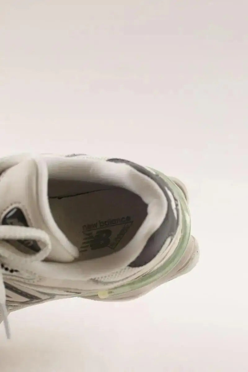 Baskets New Balance Gris en Cuir