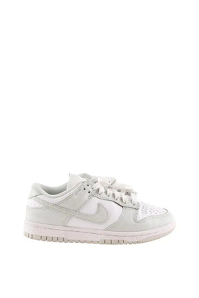 Baskets Nike Blanc en Cuir, taille 35 - Seconde Main