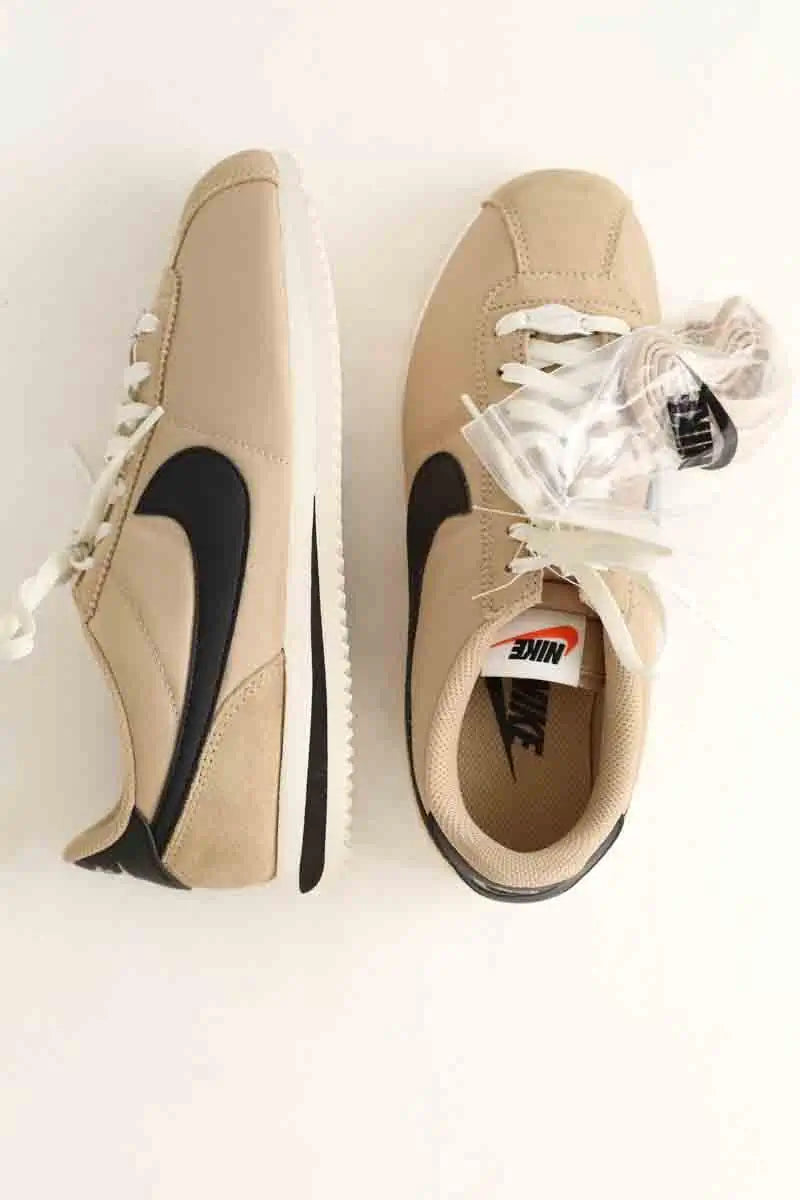 Baskets Nike Camel en Tissu