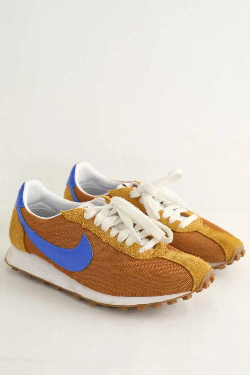 Baskets Nike Camel en Tissu