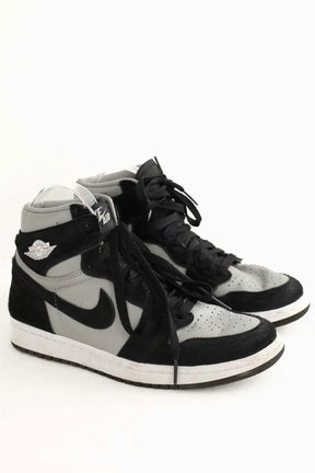 Baskets Nike Gris en Cuir
