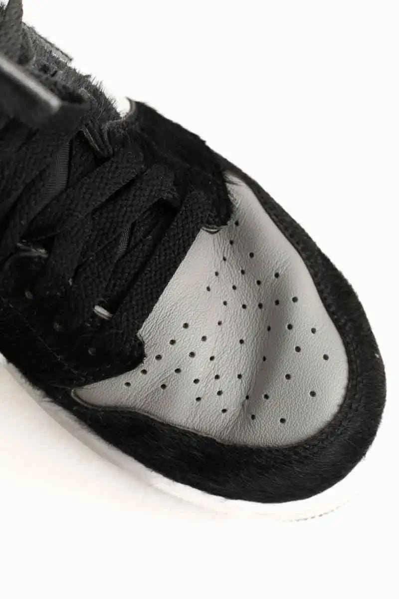 Baskets Nike Gris en Cuir