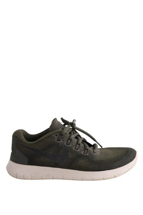 Baskets Nike Kaki en Tissu, taille 38 - Seconde Main